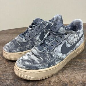 Nike Air Force 1 LV8 ‘Dark Sky Blue’ 849345-401 Size 4Y